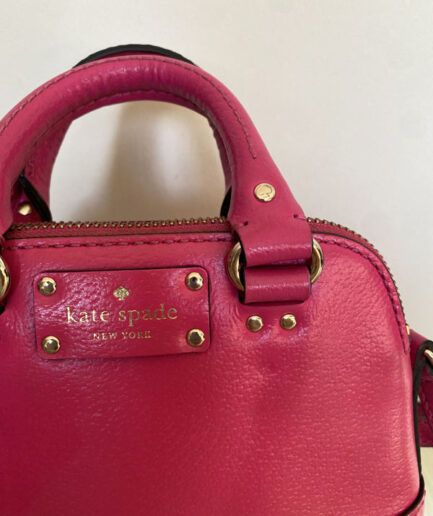 KATE SPADE Bolso Satchel pequeño fucsia