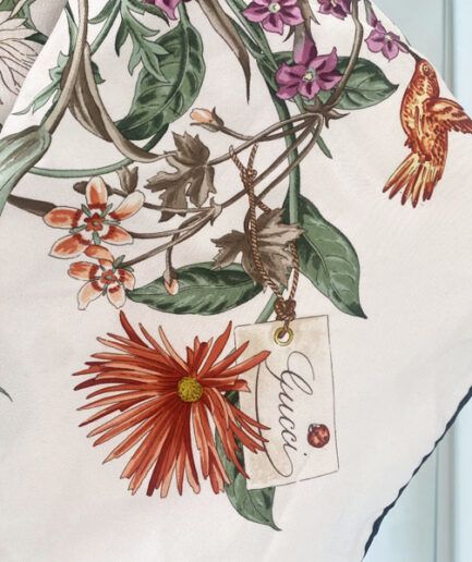 GUCCI pañuelo de flores