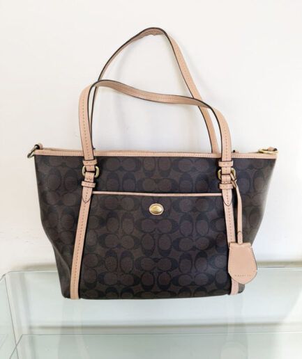 COACH Bolso tote modelo Peyton Signature pocket marrón