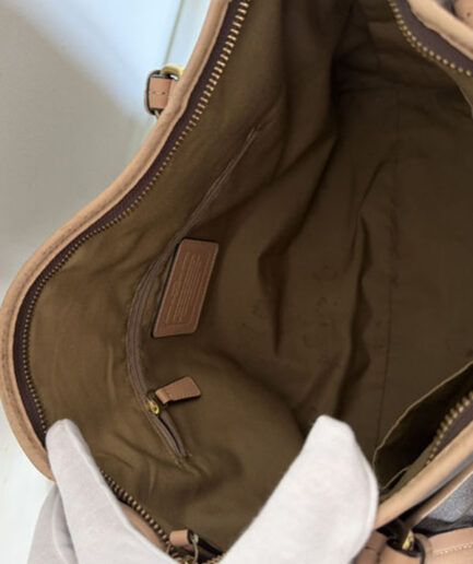 COACH Bolso tote modelo Peyton Signature pocket marrón