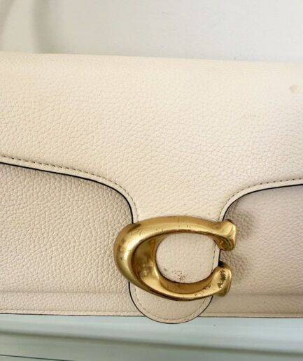 COACH bandolera  Tabby color tiza
