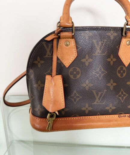 LOUIS VUITTON bolso Alma BB en lona monogram