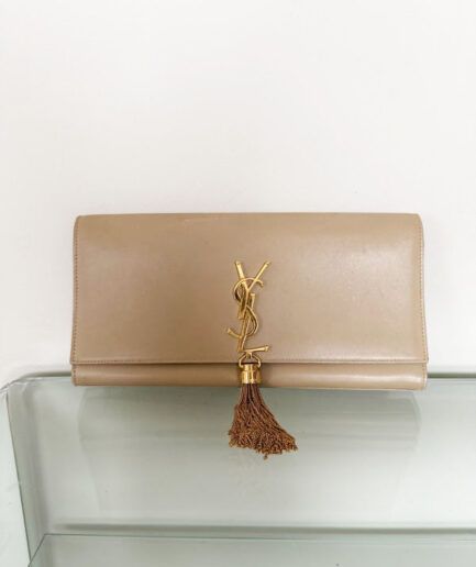 SAINT LAURENT Bolso de mano Kate mediano beige