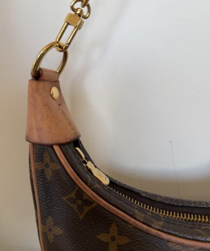LOUIS VUITTON Bolso Loop Half Moon