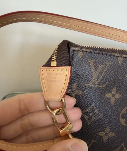 LOUIS VUITTON Bolso Pochette Accessoires